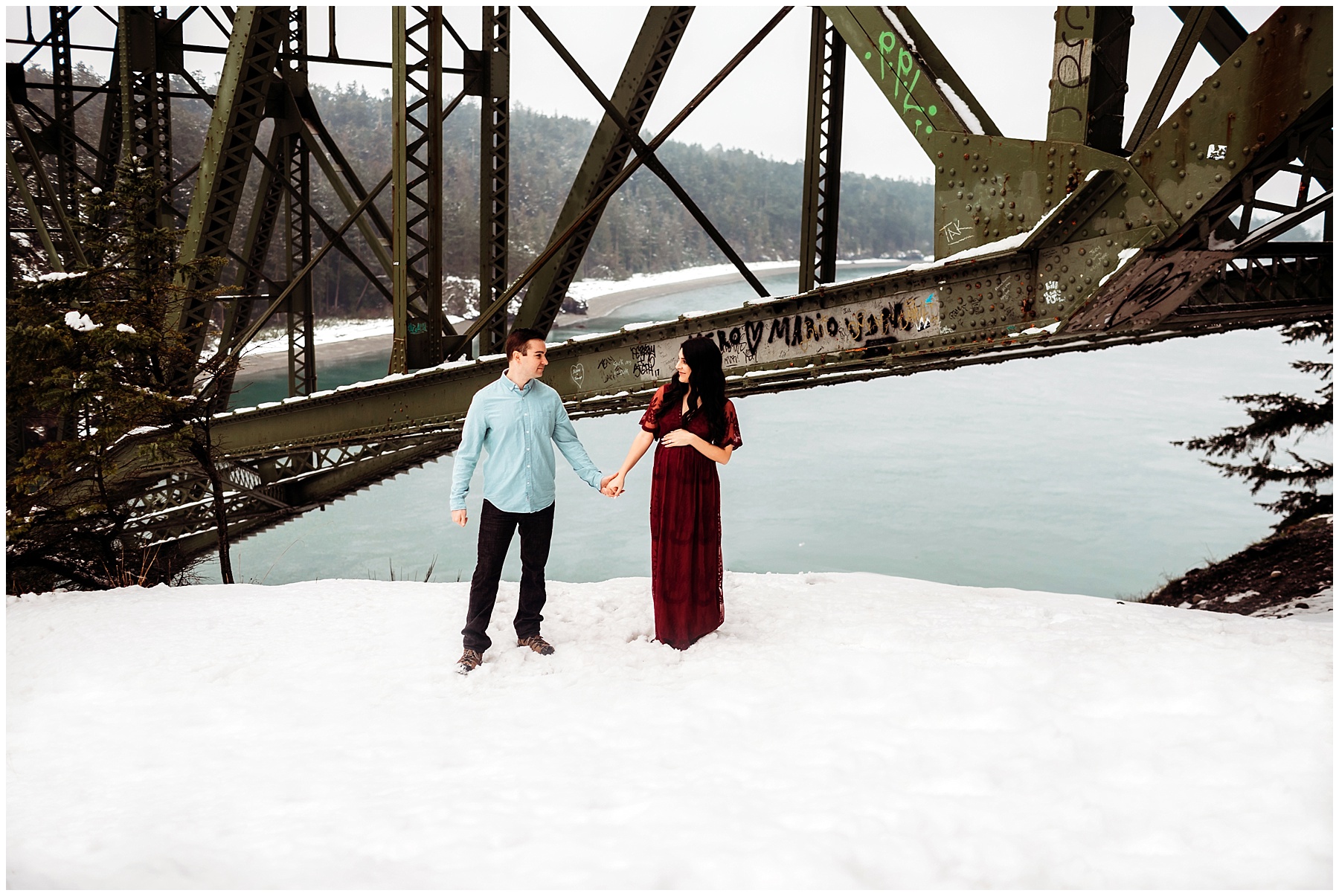Maternity session at deception pass bridge on whidbey 